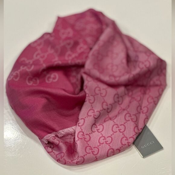 LAST CHANCE GUCCI wool blend scarf - Picture 4 of 5